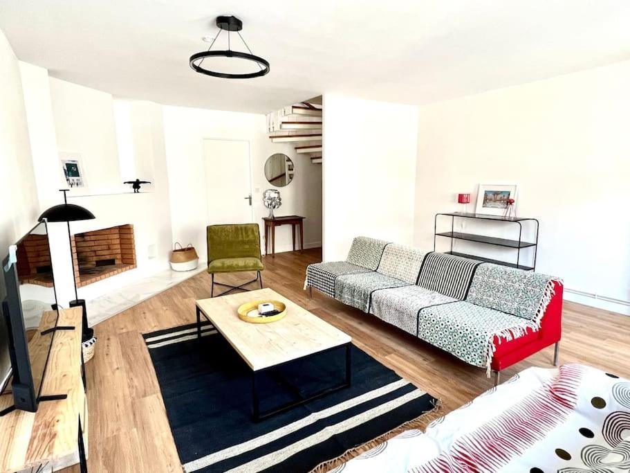 Superbe Appartement Avec Parking La Rochelle  Dış mekan fotoğraf